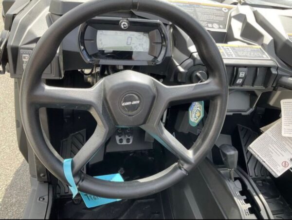 2025 Can-Am Maverick Trail