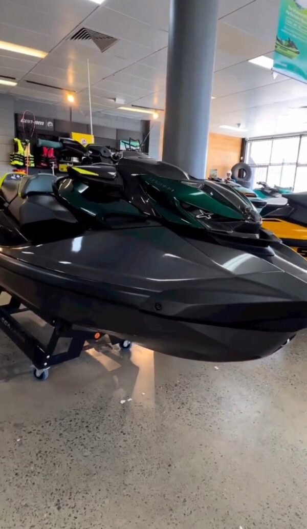2023 Sea-Doo RXP-X APEX 300