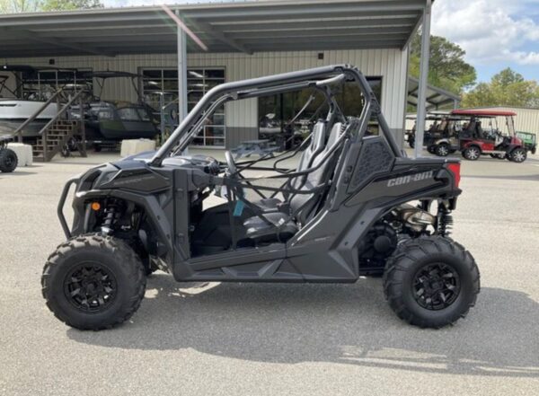 2025 Can-Am Maverick Trail