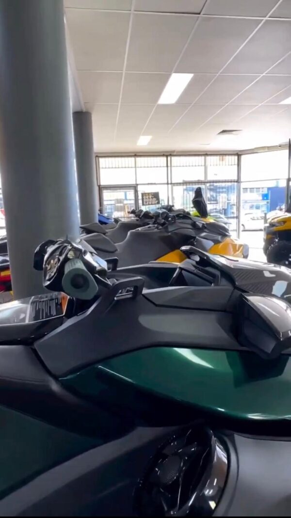 2023 Sea-Doo RXP-X APEX 300