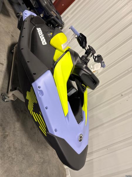 2024 Sea-Doo Spark Trixx for 1 Rotax 900 ACE – 90 iBR and Audio