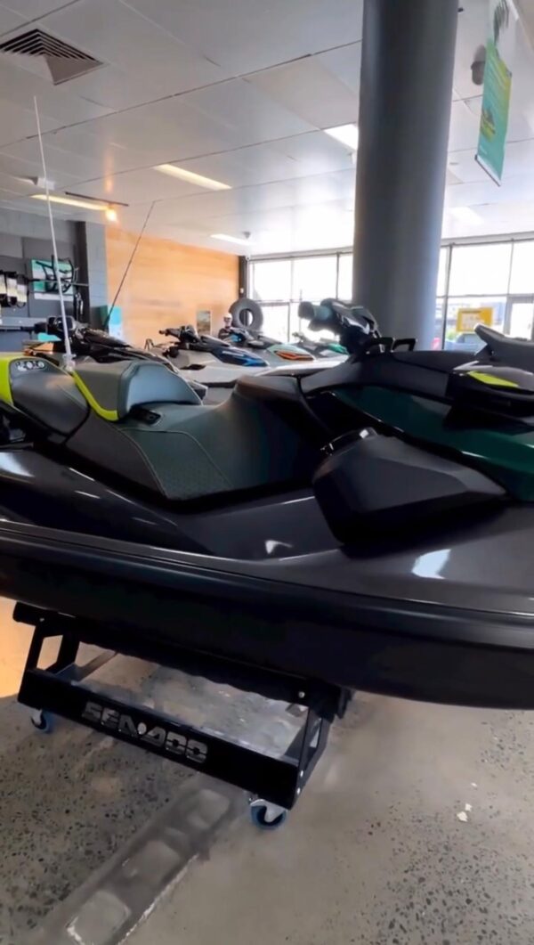 2023 Sea-Doo RXP-X APEX 300