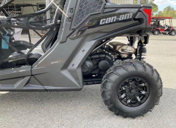 2025 Can-Am Maverick Trail