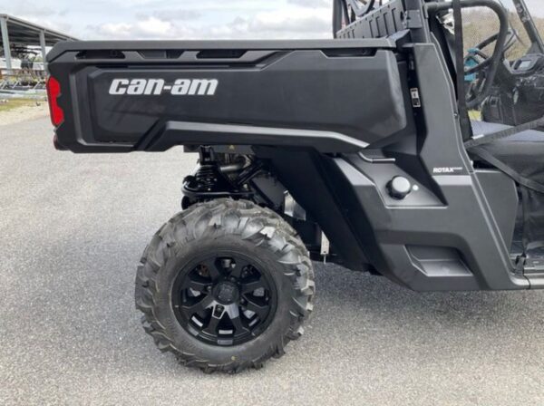 2025 Can-Am® Defender