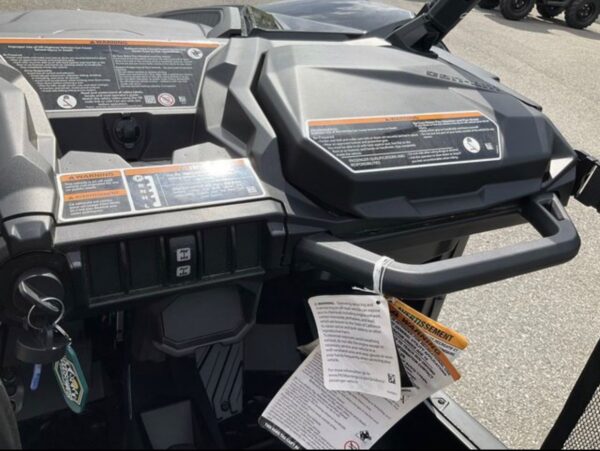 2025 Can-Am Maverick Trail